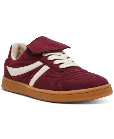 STEVE MADDEN WOMEN'S MADRID FOLDOVER LACE UP SNEAKERS