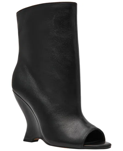 Steve Madden Rylix Boot In Black