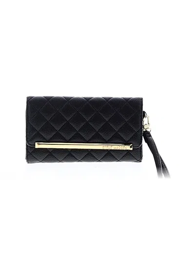 Pre-owned Steve Madden Wristlet In Black