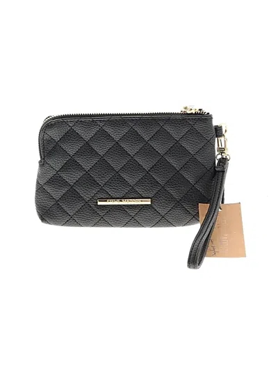 Pre-owned Steve Madden Wristlet In Black