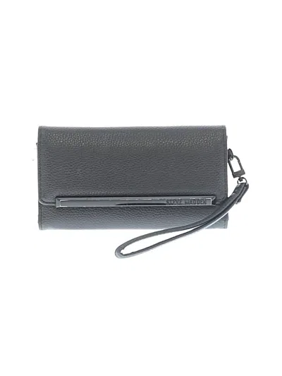 Pre-owned Steve Madden Wristlet In Gray