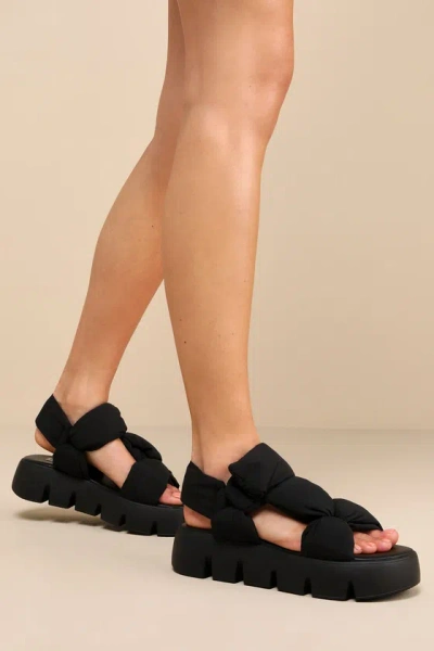 Steve Madden Xandria Black Puffer Flatform Sandals