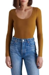 Steve Madden Yura Scoop Neck Bodysuit In Chestnut