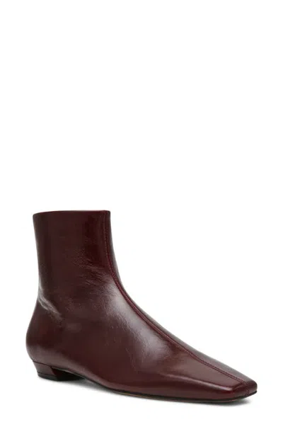 Steve Madden Zami Leather Bootie In Burgundy