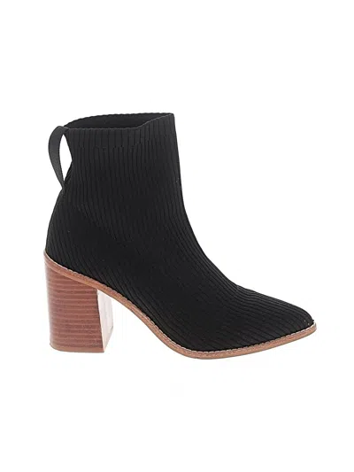 Pre-owned Steven New York Boots In Black