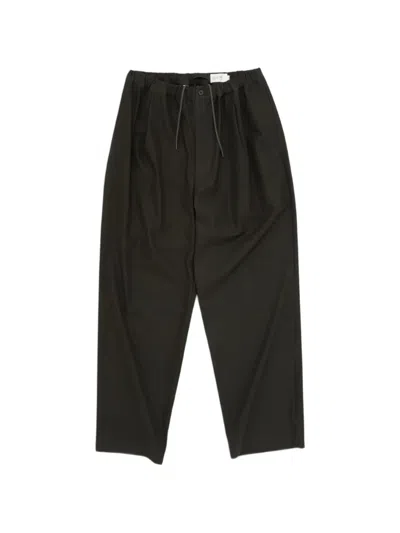 Still By Hand Cotton-twill Drawstring Tapered Trousers In Black