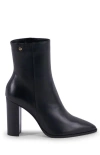 Stinaa.j Stinaa. J - Lily Orthopedic Pointed Toe In Black Leather