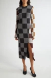 Stine Goya Midikleid Aus Jacquard-strick Mit Karomuster In Chocolate Combo