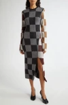 Stine Goya Midikleid Aus Jacquard-strick Mit Karomuster In Chocolate Combo