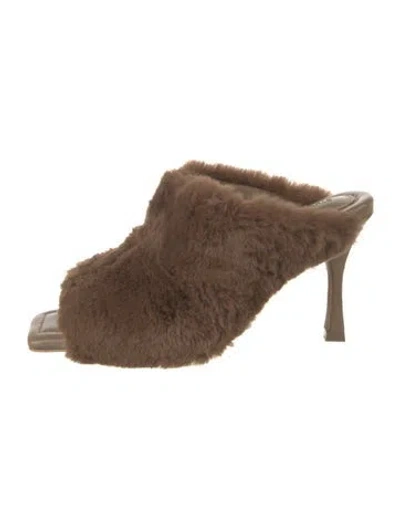 Pre-owned Stine Goya Fur Sandals In Brown