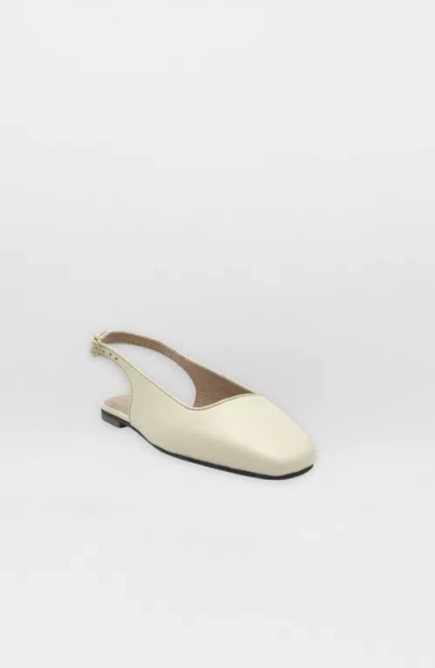 Stivali New York Incanto Slingback Flats In White