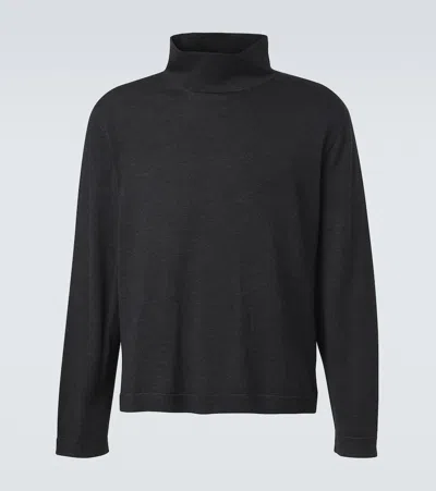 Stòffa Wool And Silk Turtleneck Sweater In Black