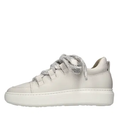 Stokton Sneakers In Beige Chari