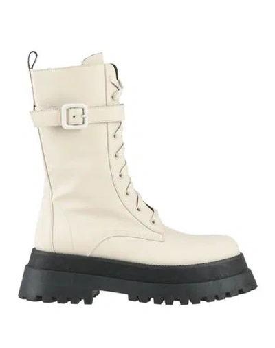 Stokton Woman Ankle Boots Ivory Size 8 Leather In White