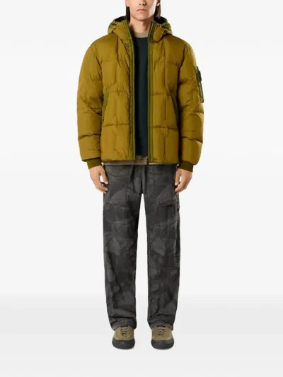 Stone Island 4100034 Garment Dyed Crinkle Reps Ny Down Jacket In Green