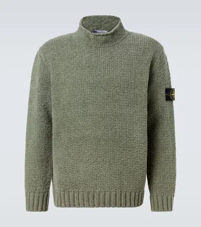 Stone Island 5100019 Compass Cotton Chenille Sweater In Green