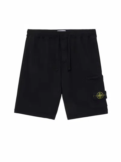 Stone Island 6100011 Shorts In Black