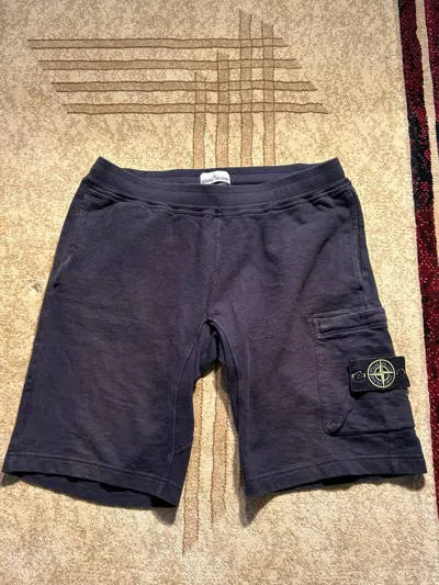 Pre-owned Stone Island Badge Cargo Shorts In Black