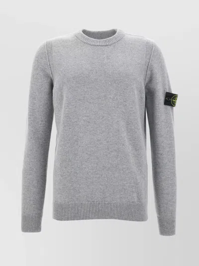STONE ISLAND BADGE CREW NECK SWEATER