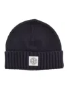 Stone Island Beanie In Blue
