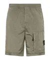 Stone Island Beige L0219 Nylon Metal Econyl Shorts In White