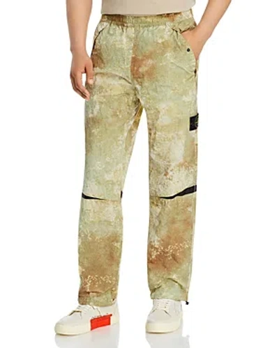 Stone Island Camouflage Logo Patch Pants In Brown