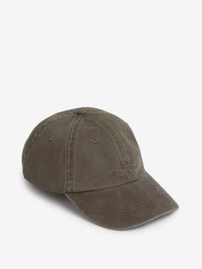 Stone Island Cap With Embroidered Logo In Green