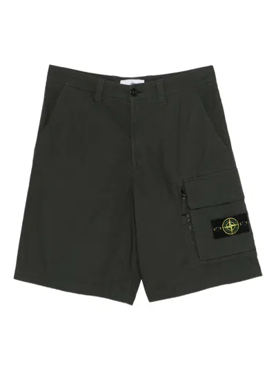 Stone Island Cargo-pocket Lohgo-patch Shorts In Green