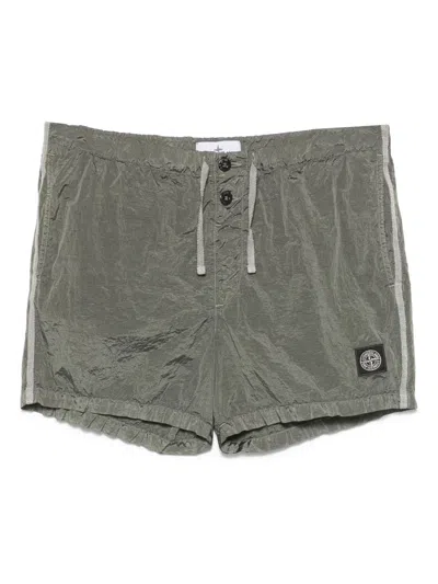 Stone Island Compass-badge Shorts In Green