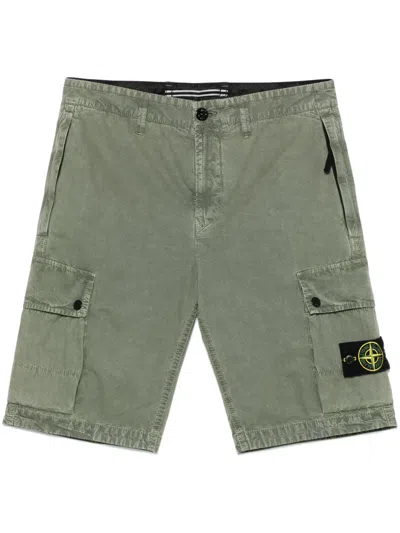 Stone Island Compass-badge Shorts In Green