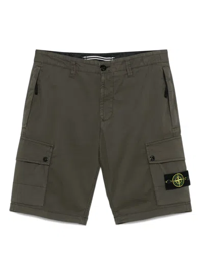 Stone Island Compass-badge Shorts In Green