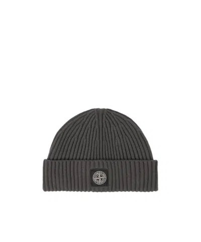 Stone Island Beanie With Compass Logo Patch In Gray