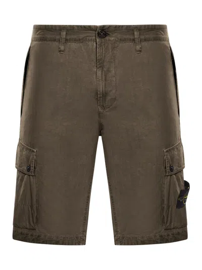 Stone Island Compass Patch Bermuda Shorts In Green