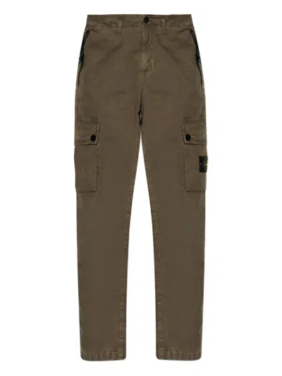 Stone Island Compass-patch Cargo Trousers In Green