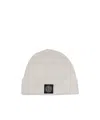 Stone Island Compass-patch Fisherman's-knit Beanie In White