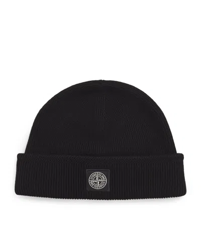 Stone Island Cotton Badge Ribbed Beanie In Black