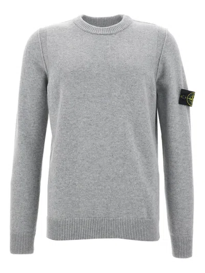 STONE ISLAND CREW-NECK LOGO-BADGE SWEATER