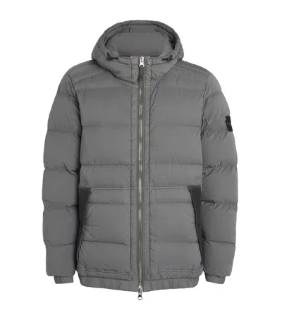 Stone Island Down Seamless Tunnel Puffer Coat In Gray