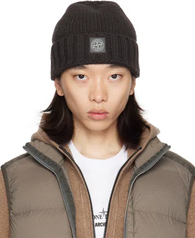 Stone Island Gray Knitted Tonal Badge Beanie In V0062 Lead Grey