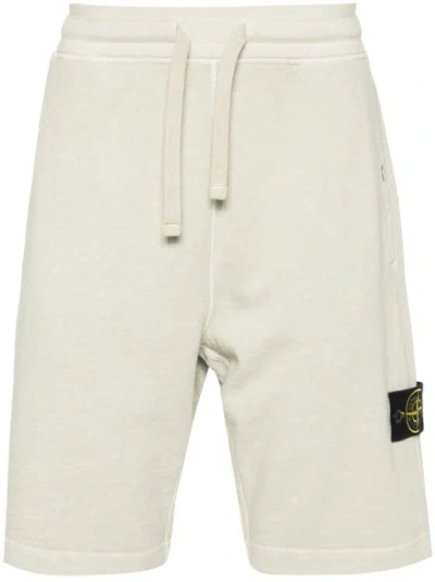 Stone Island Green Compass-badge Shorts In White