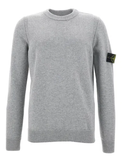 STONE ISLAND GREY CREWNECK LOGO SWEATER