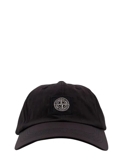 Stone Island Cappello Baseball In Nylon Riciclato In Black