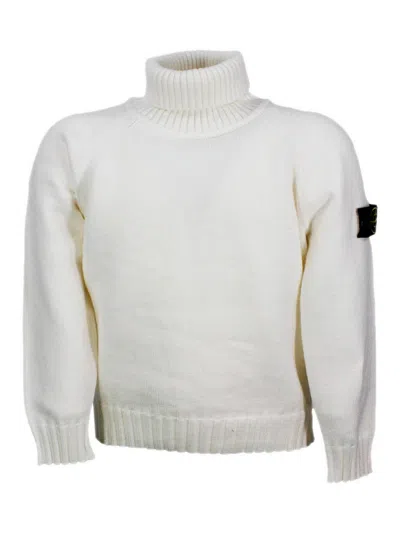 STONE ISLAND SUÉTER CUELLO REDONDO - CREMA