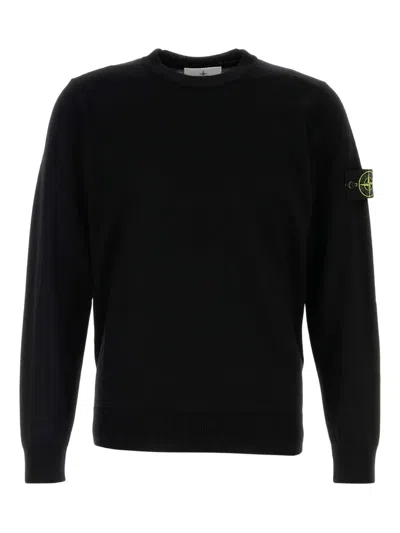 STONE ISLAND LOGO-BAGDE SWEATER