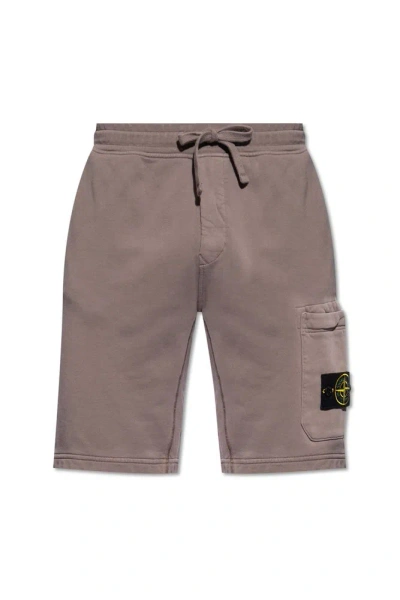 Stone Island Logo Patch Cargo Shorts In Grey