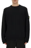 STONE ISLAND STONE ISLAND LOGO PATCH CREWNECK SWEATSHIRT