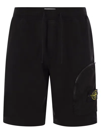 STONE ISLAND LOGO-PATCH DRAWSTRING SHORTS