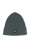 Stone Island Logo-patch Ribbed Beanie In Black