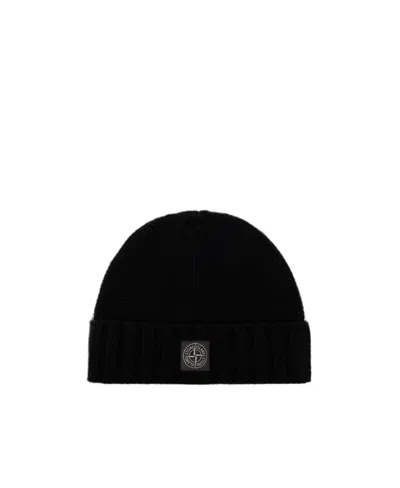 Stone Island Logo-patch Turn-up Beanie In Black