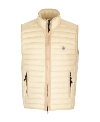Stone Island Logo-patch Zip-up Quilted Gilet In Gypsum Color